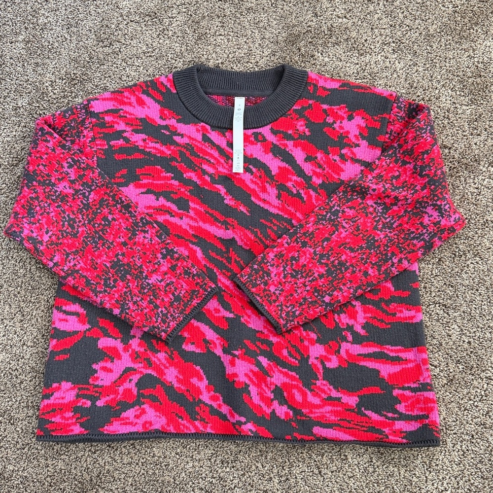 Lululemon Athletica Red and Pink Knit Sweater